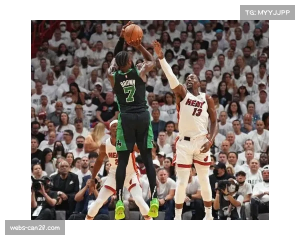 凯尔特人147-129击败热火，塔图姆高效发挥带队取胜